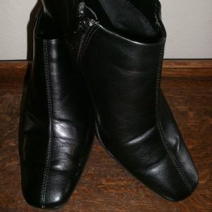 ANNE KLEIN I Flex  BLACK  High Heel BOOTS  ~ 7.5 M